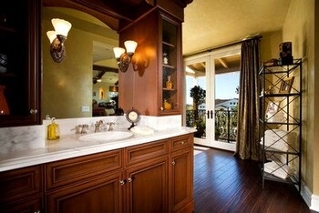DIY Bathroom Vanity