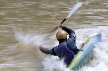 Surf Kayaking - Surf Ski